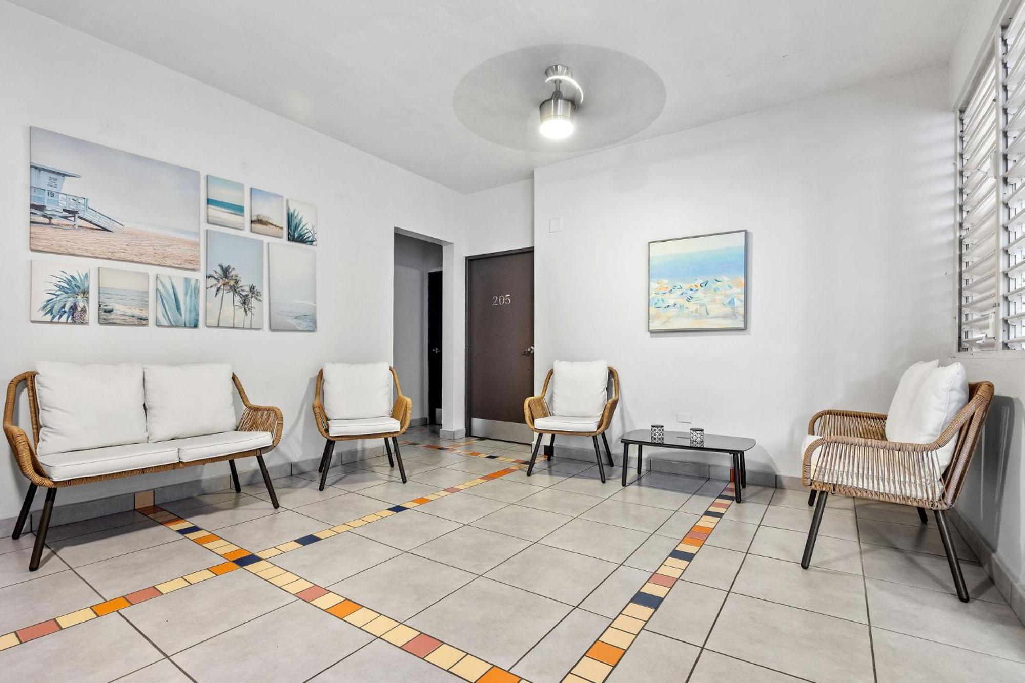 Rincon Plaza Hotel 外观 照片
